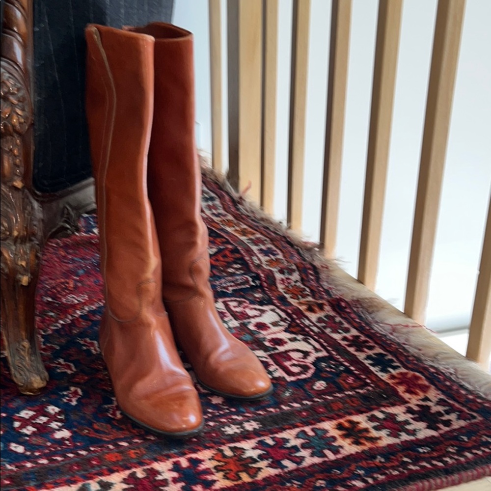 RARE Vintage Saks Fifth Avenue Women's Brown Heeled Boots Sz 7B